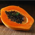 Spray păr expus la soare cu papaya 